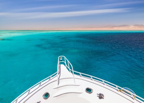 Hurghada private yacht with optional lunch and drinks